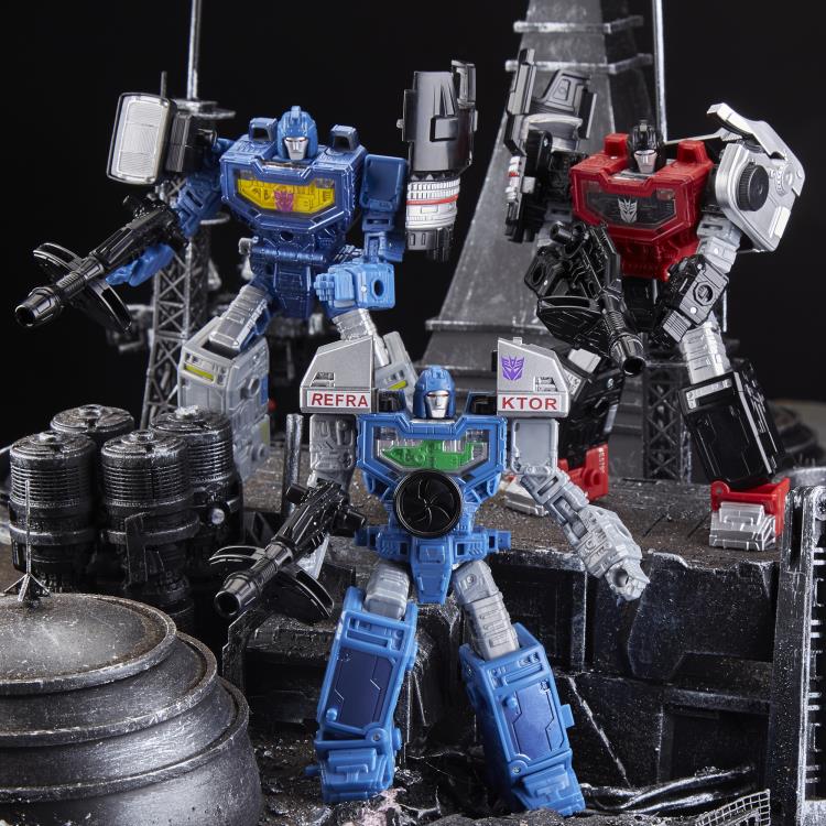 Transformers Generations Deluxe Siege War for Cybertron Trilogy Refraktor Figure 
