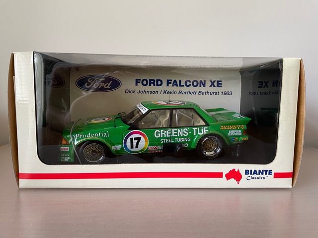 Biante 1:18 Ford EX Falcon #17 Dick Johnson 1983 Bathurst Edition